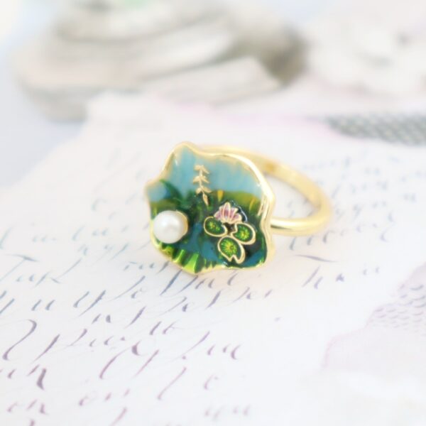 Lotus leaf - Image 2